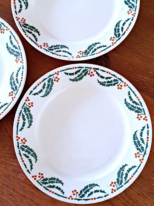 Set of 3, Lunéville Houx, holly leaves vintage dinner plate, earthenware