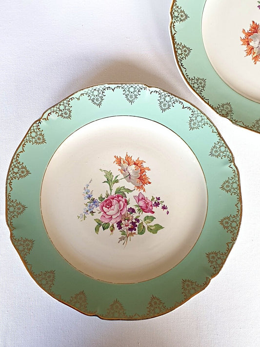 picture of a mint color french vintage dinner plate with flower print from Saint-amand