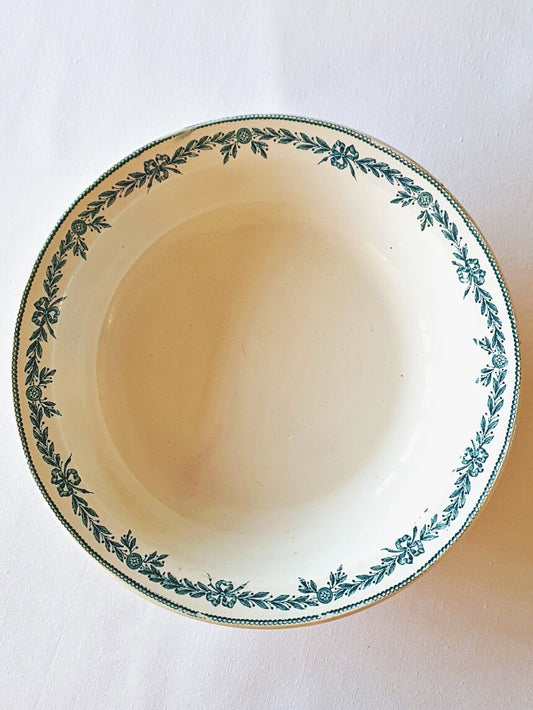 picture of a french vintage serving plate with green laurier print