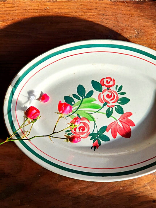 picture of a frech vintage pickle dish with hand-painted green and pink flowers