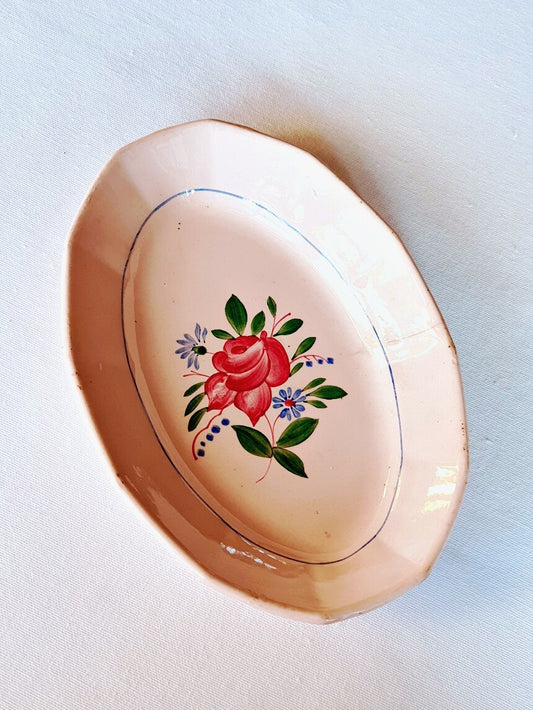  picture of a pink oval shaped pickle plate from digoin sarreguemines, french vintage pottery 2