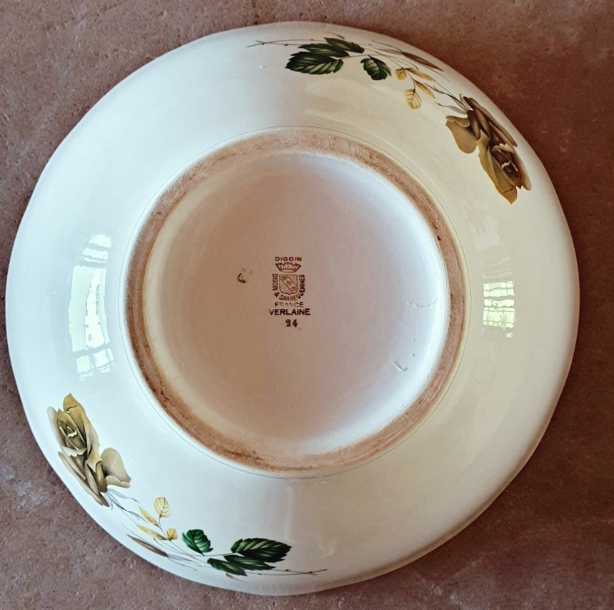 picture of digoin verlaine vintage logo on a vintage salad bowl