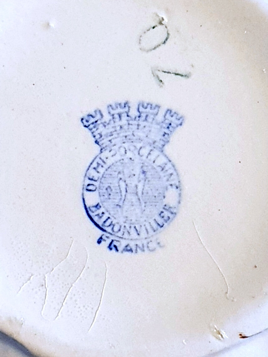 picture of badonviller France demi-porcelaine logo 